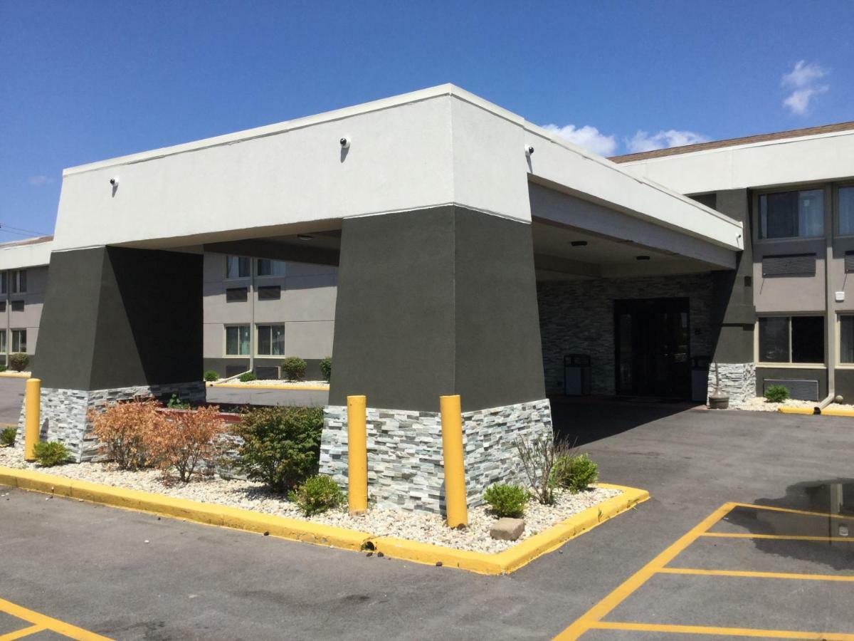 Super 8 By Wyndham South Holland Hotel Exterior foto
